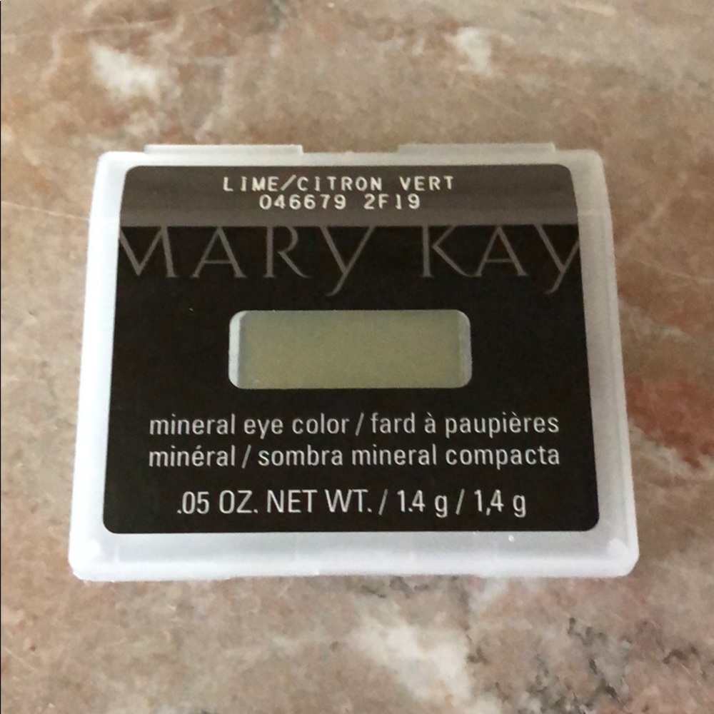 NIB Mary Kay Lime Mineral Eye Color Eyeshadow